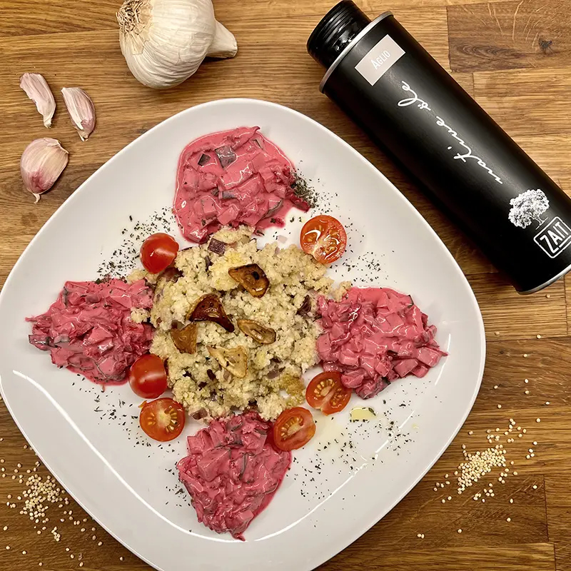 hirse mit rote bete dip mit zait knoblauchoel