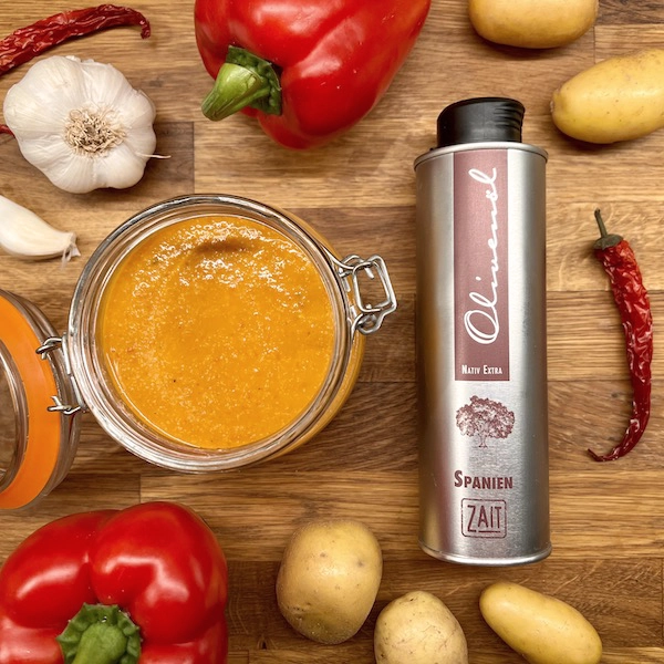 mojo rojo mit zait olivenoel katalonien